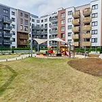 Apartment Swistackiego With Free Garage Wroclaw By Renters