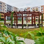 Apartment Swistackiego With Free Garage Wroclaw By Renters